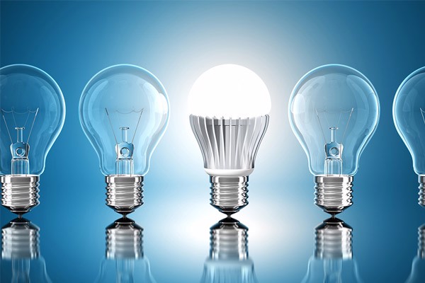Đèn LED và đèn sợi đốt