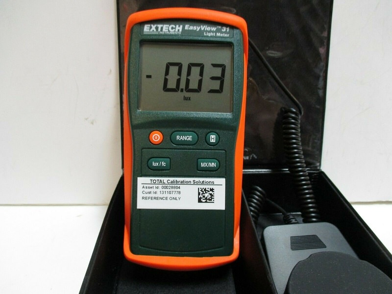 Máy đo cường độ ánh sáng Extech EA31