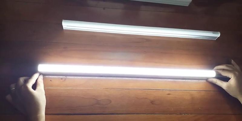 Hướng dẫn sử đèn tuýp LED không sáng